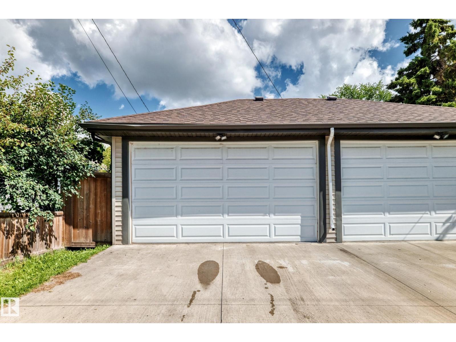 12730 118 ST NW - Image 40
