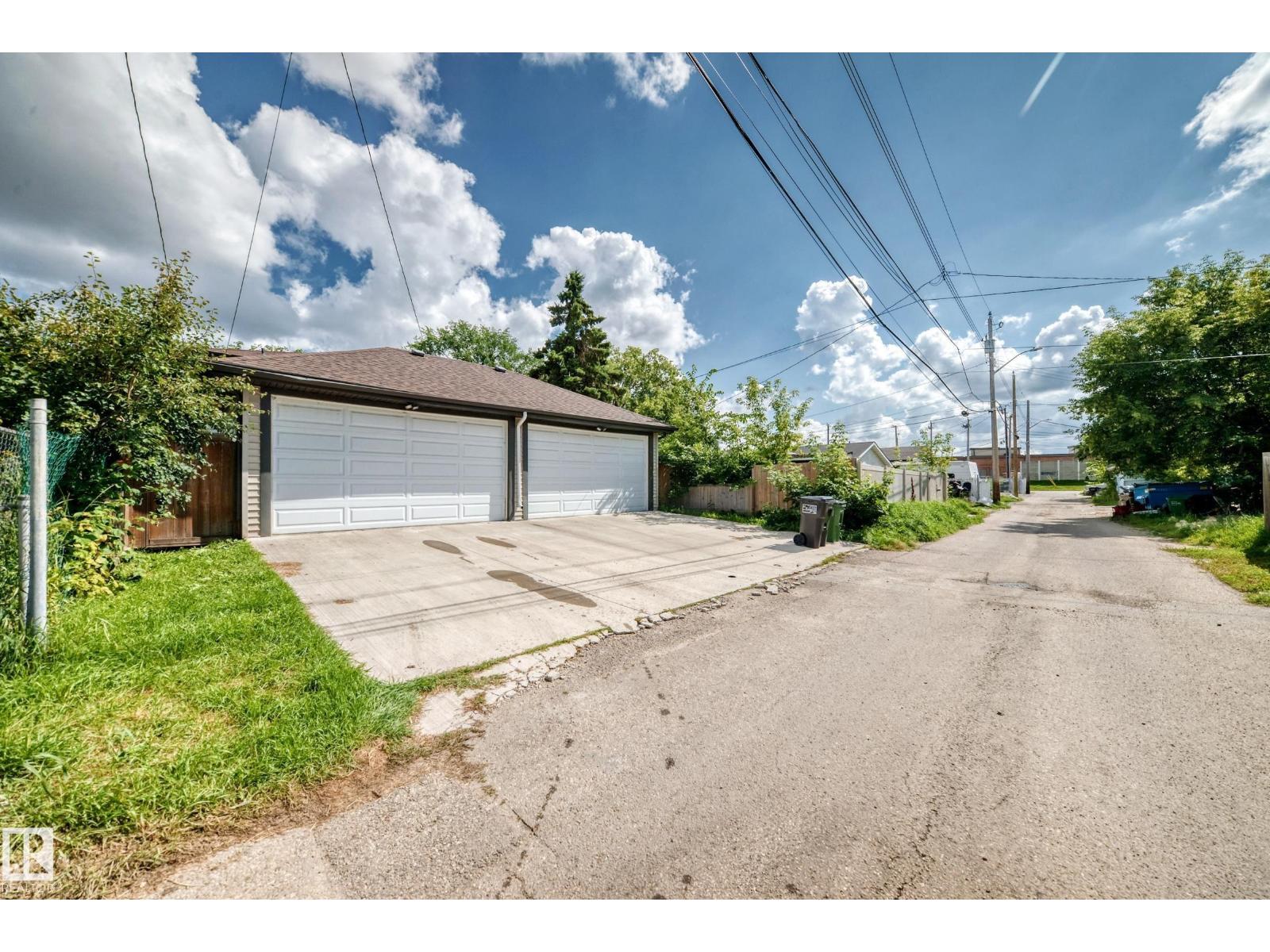 12730 118 ST NW - Image 41