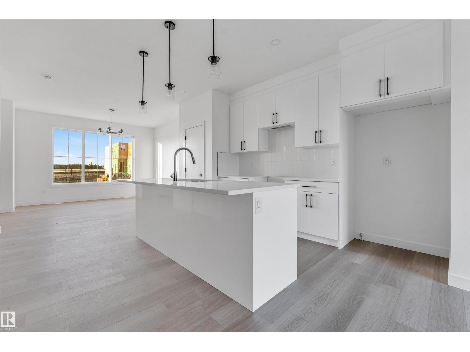 536 Ashgrove Circle - 2
