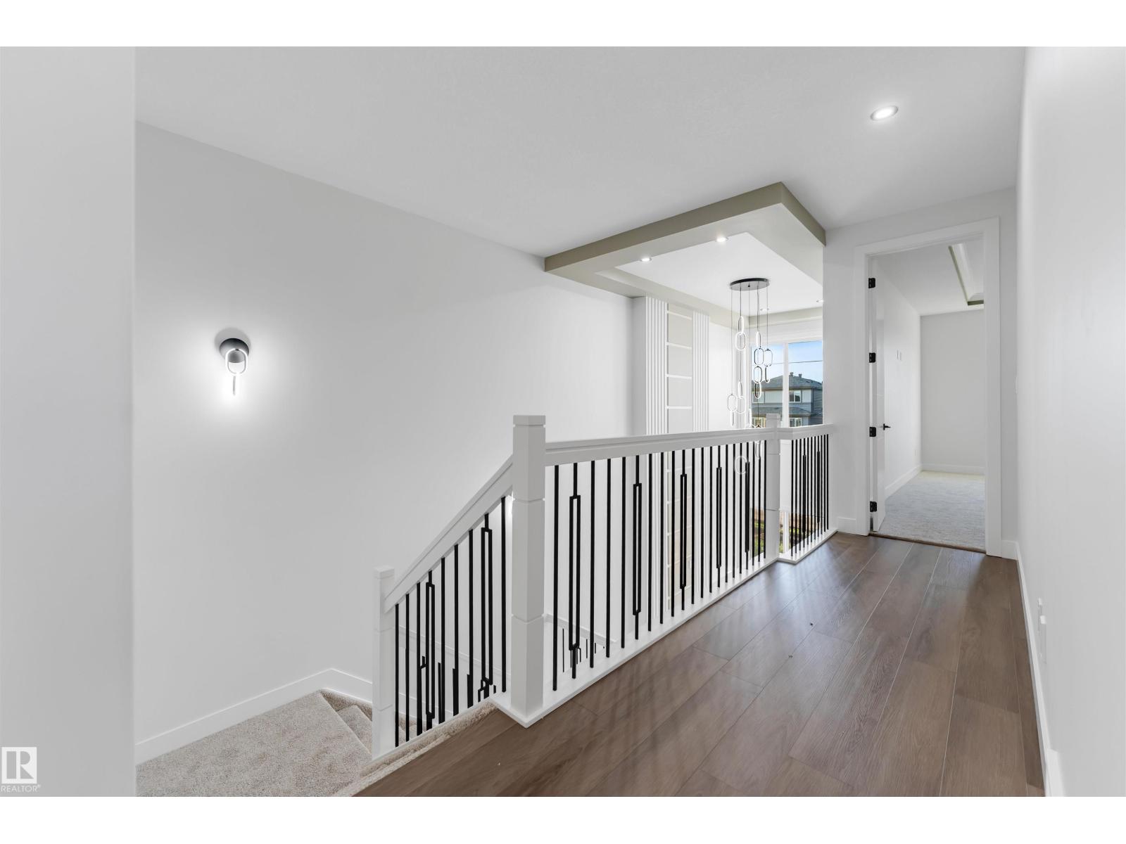 7023 177 AV NW - 36