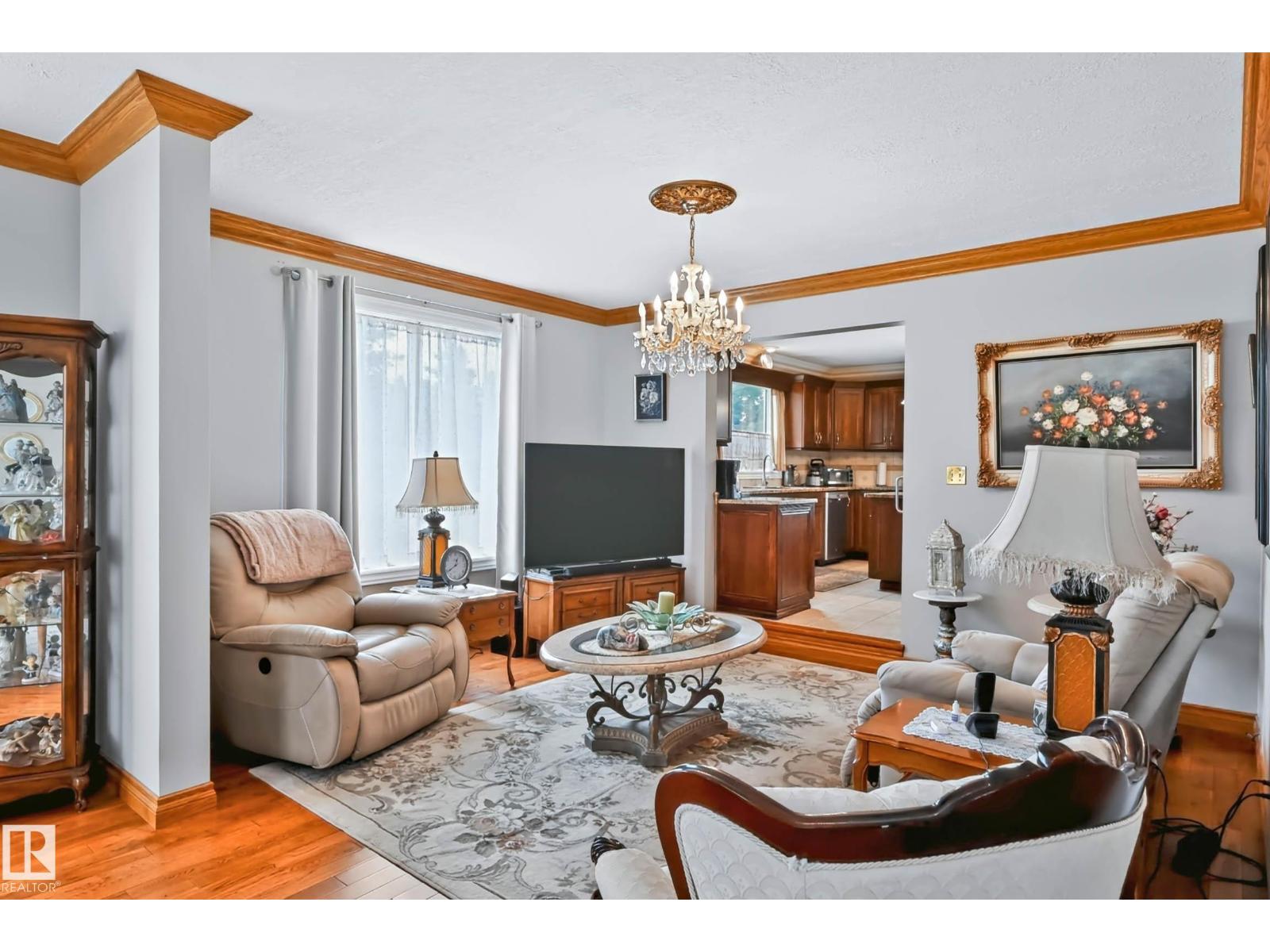 #68 54324 BELLEROSE DR - Image 13