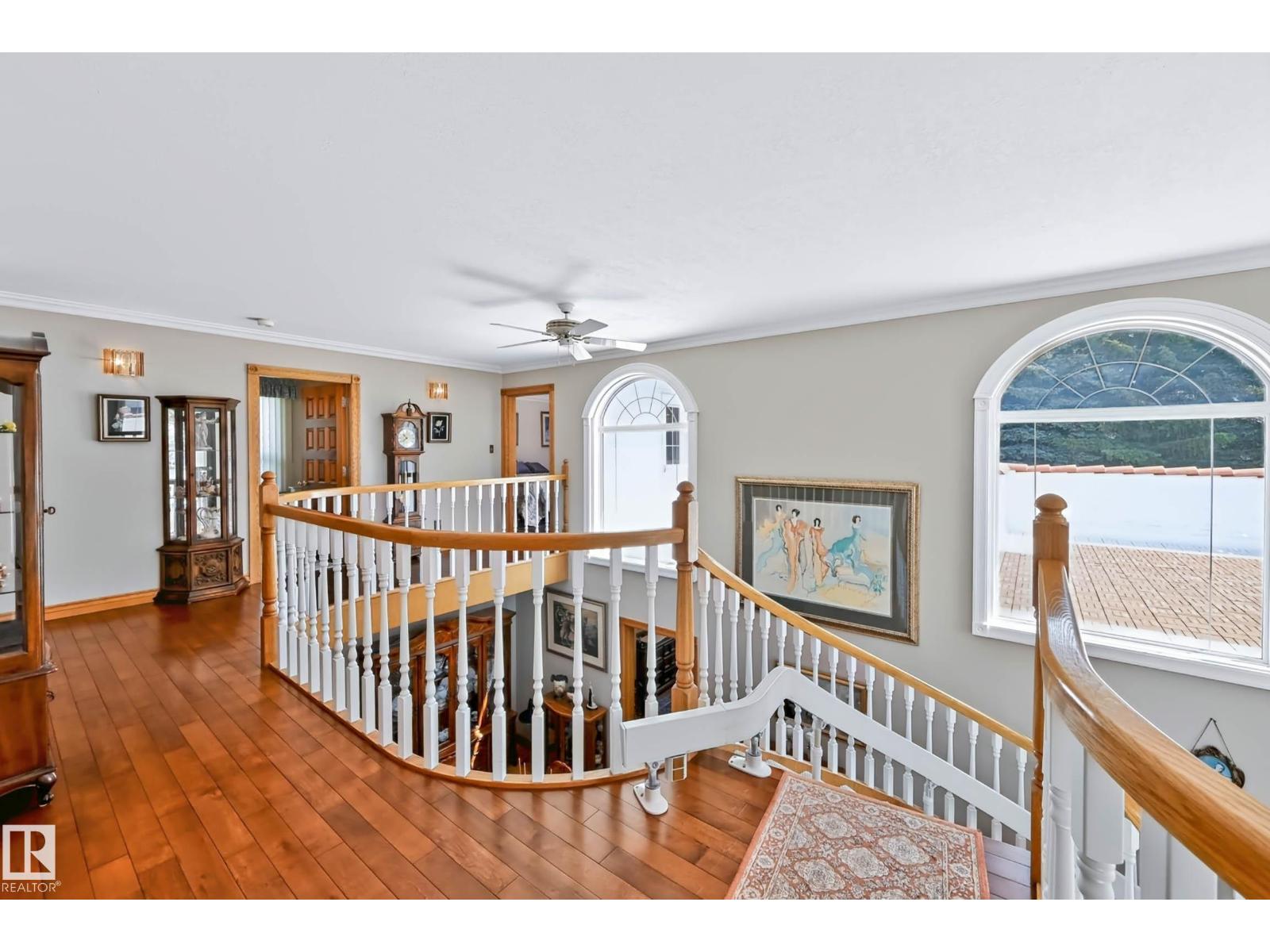 #68 54324 BELLEROSE DR - Image 35