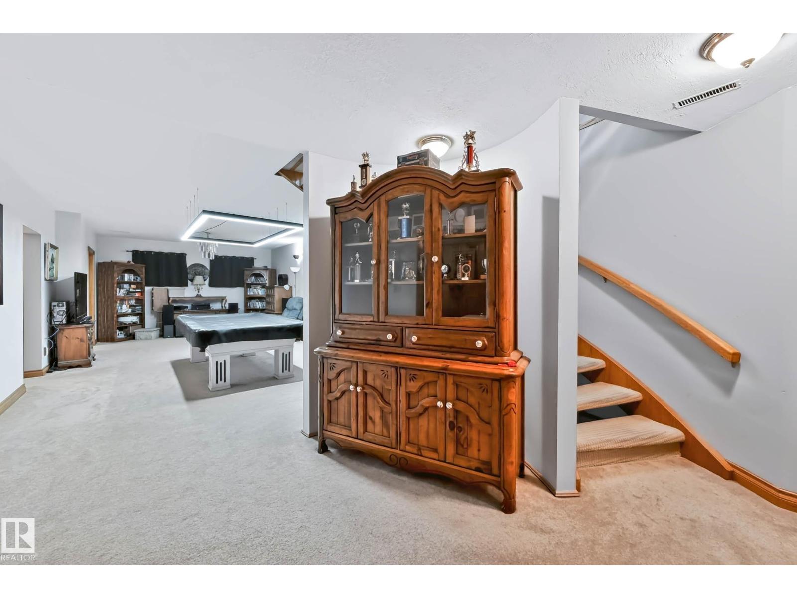 #68 54324 BELLEROSE DR - Image 48