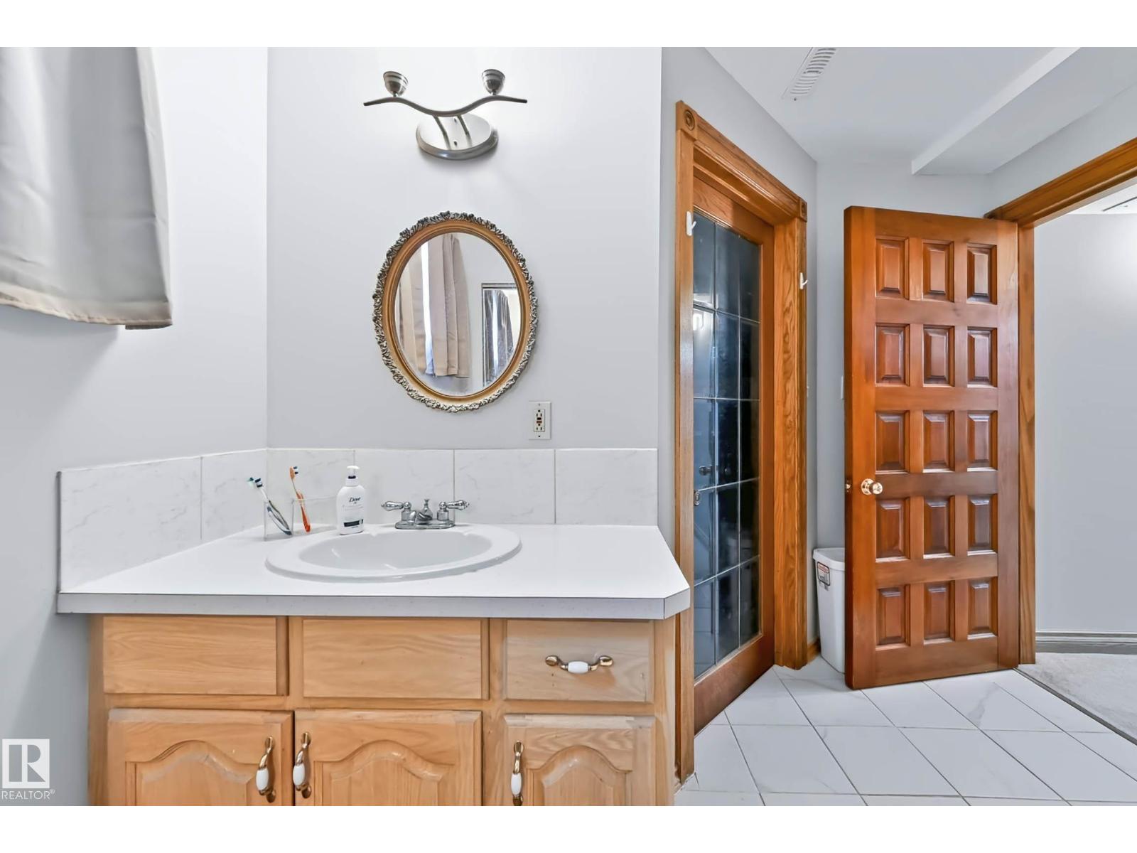 #68 54324 BELLEROSE DR - Image 57