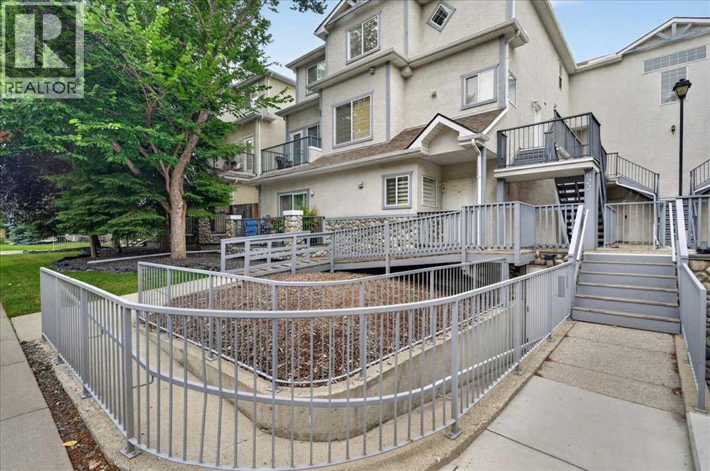 208, 622 56 Avenue SW, Windsor Park, Calgary photo 3