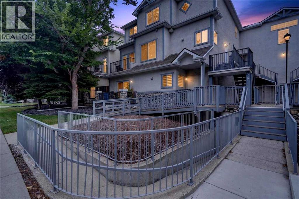 208, 622 56 Avenue SW, Windsor Park, Calgary photo 1