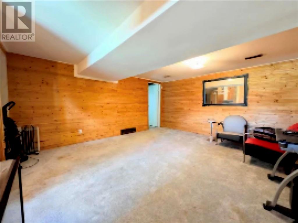 3152 MAPLE - 19