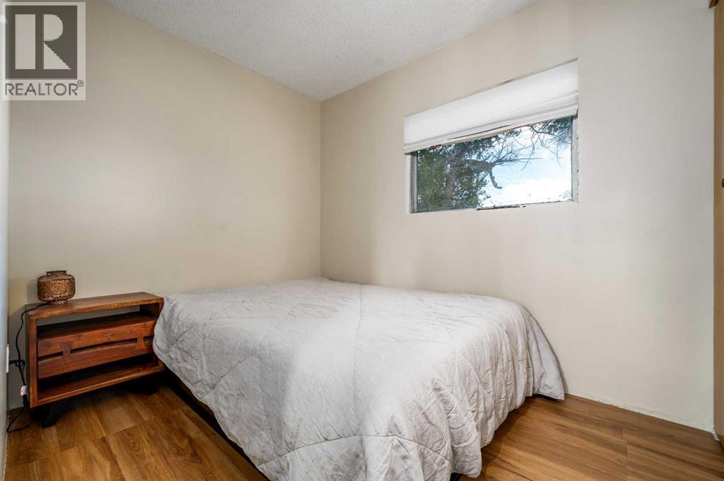 6 Ave Avenue - Photo 12