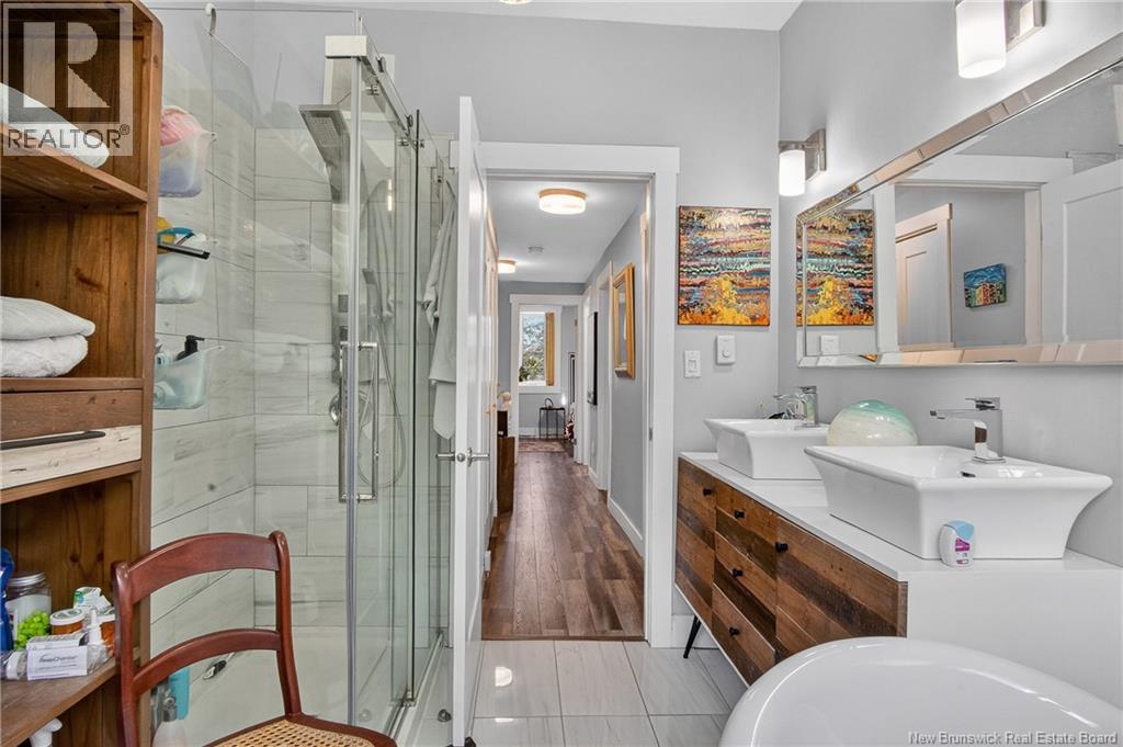 52 Dorchester Street - Image 33