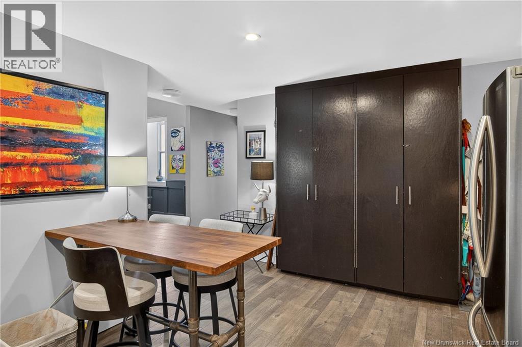 52 Dorchester Street - Image 13