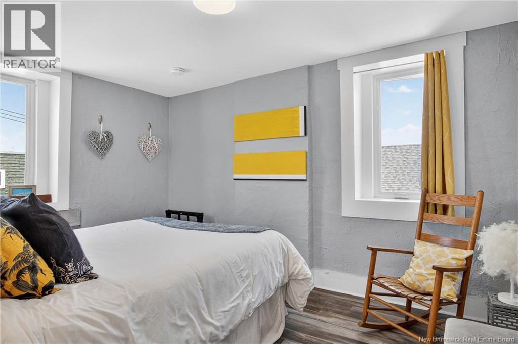 52 Dorchester Street - Image 25