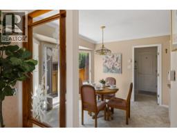 Kitchen - 3714 Arbutus Dr N, Cobble Hill, BC V0R1L1 Photo 11