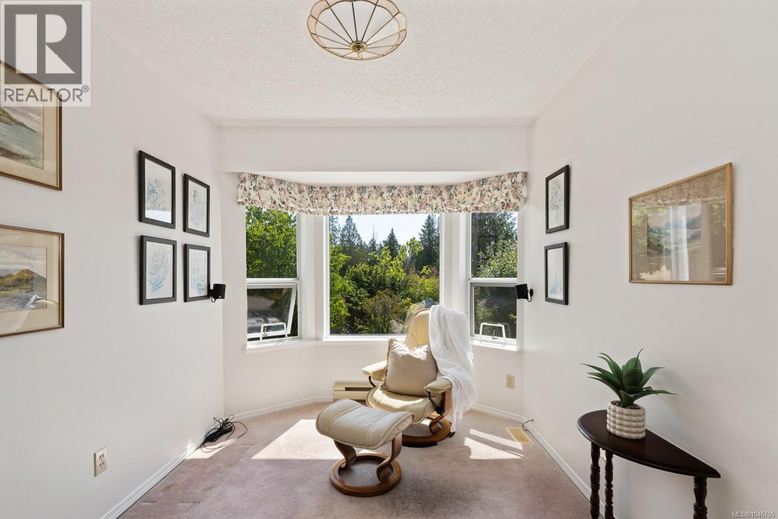 3714 Arbutus Dr N - 37