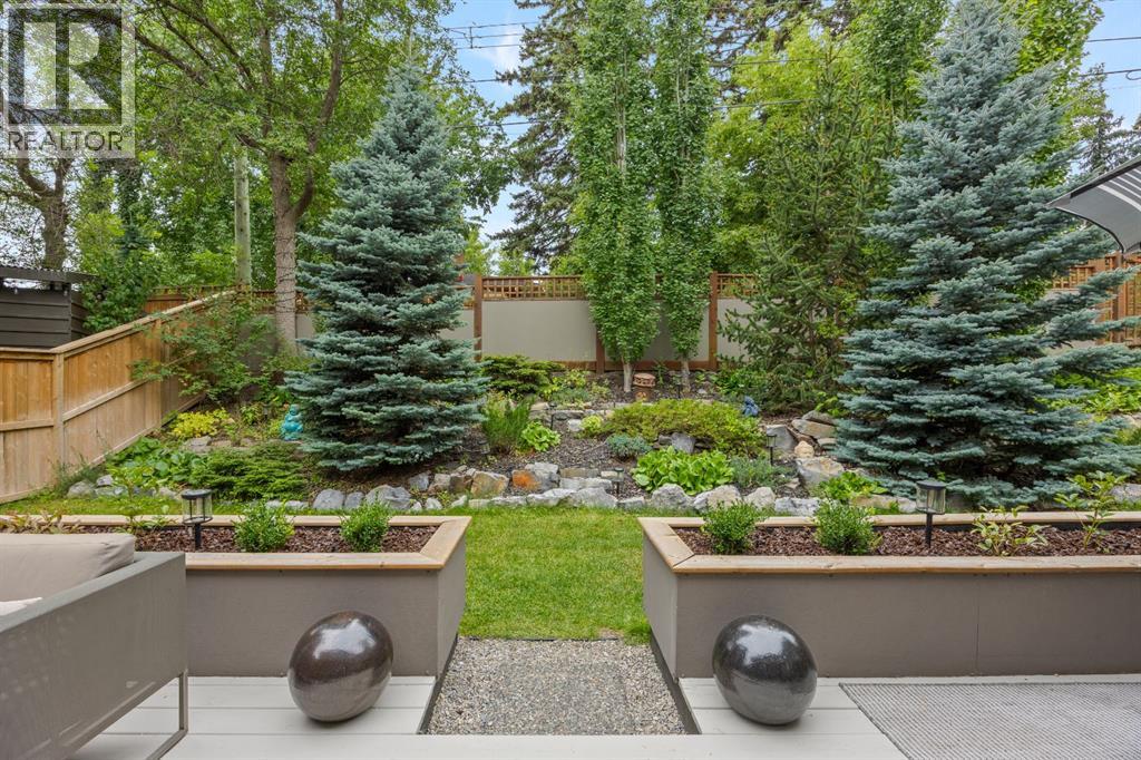 1143 Sifton Boulevard Southwest - Photo 45