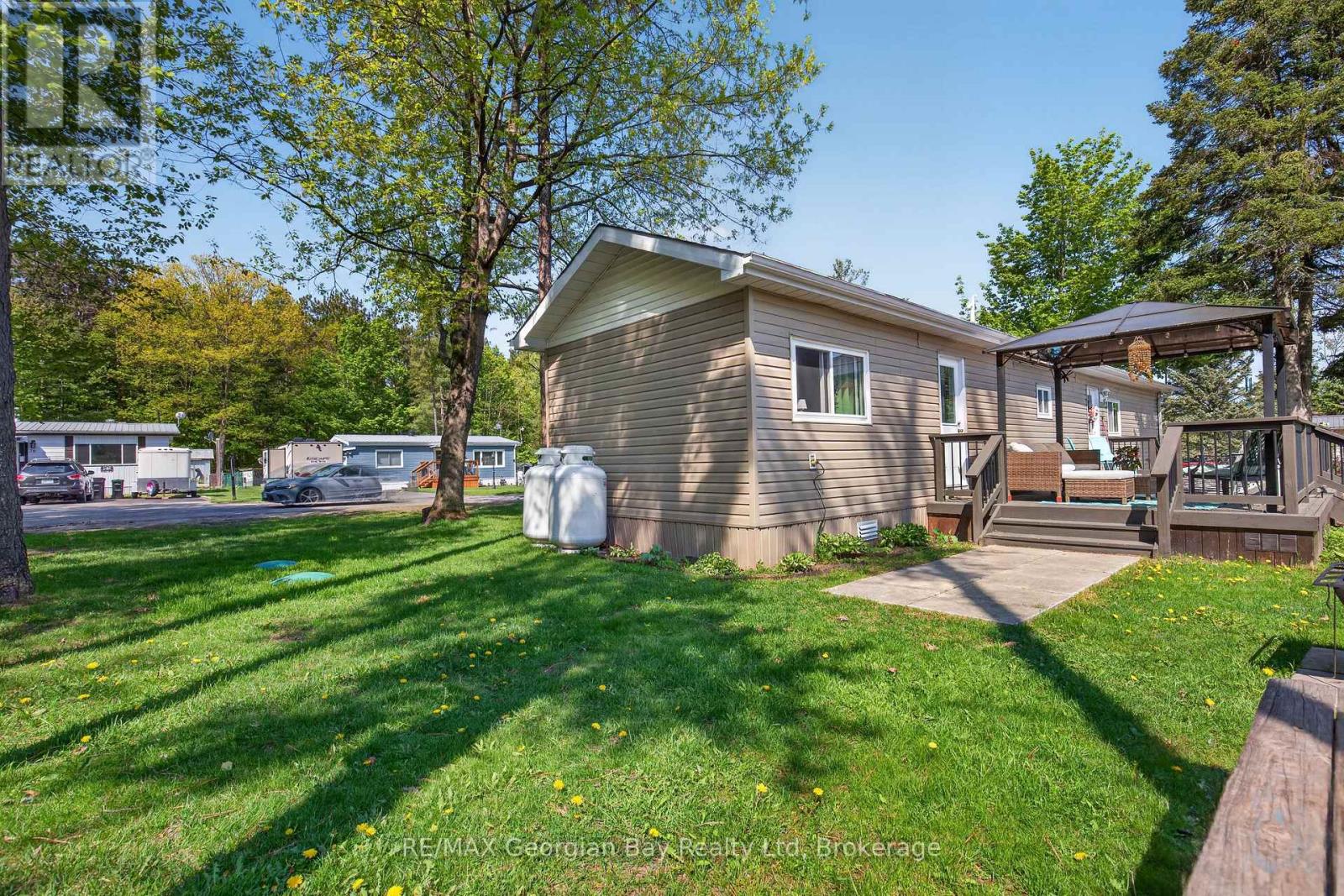 #81 5263 ELLIOTT SIDE ROAD - Image 25