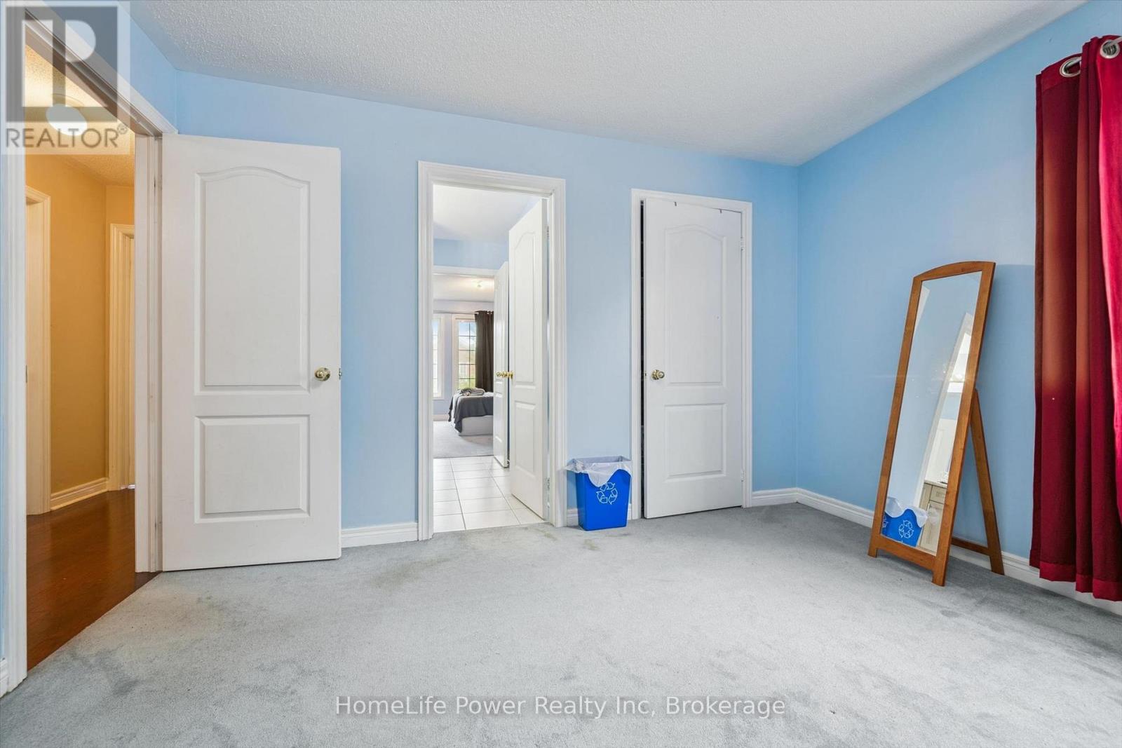 15 LUCKY LANE - Image 35