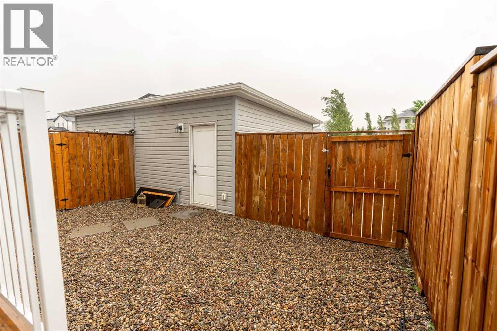 270 Grassland Boulevard W - Image 43