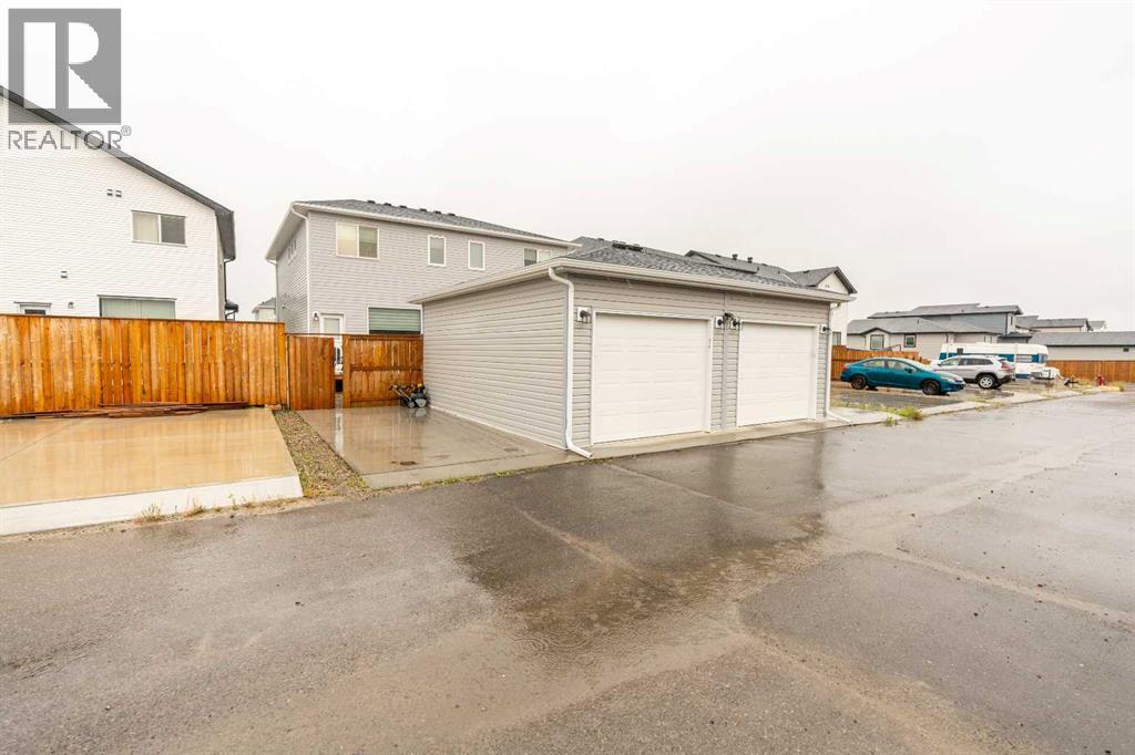 270 Grassland Boulevard W - Image 44