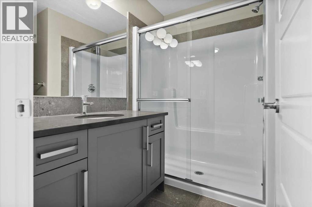 404 River Avenue - Photo 13