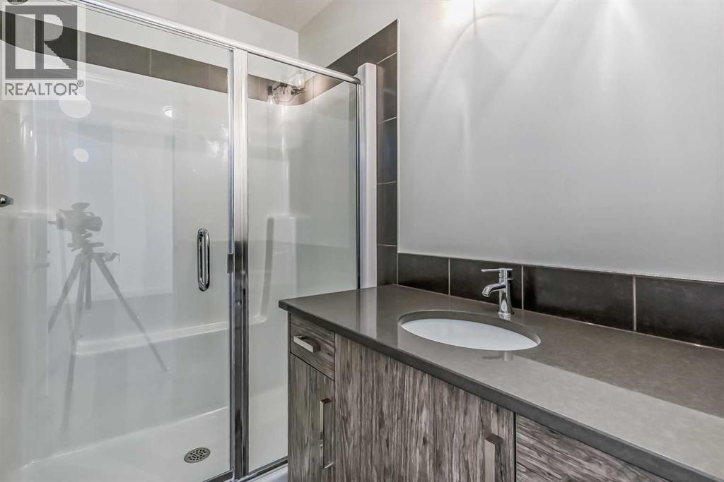 404 River Avenue - Photo 37
