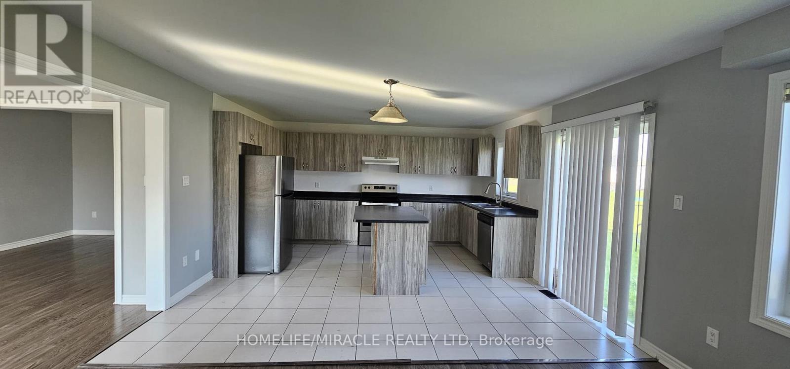 316 VANDUSEN AVENUE - 13