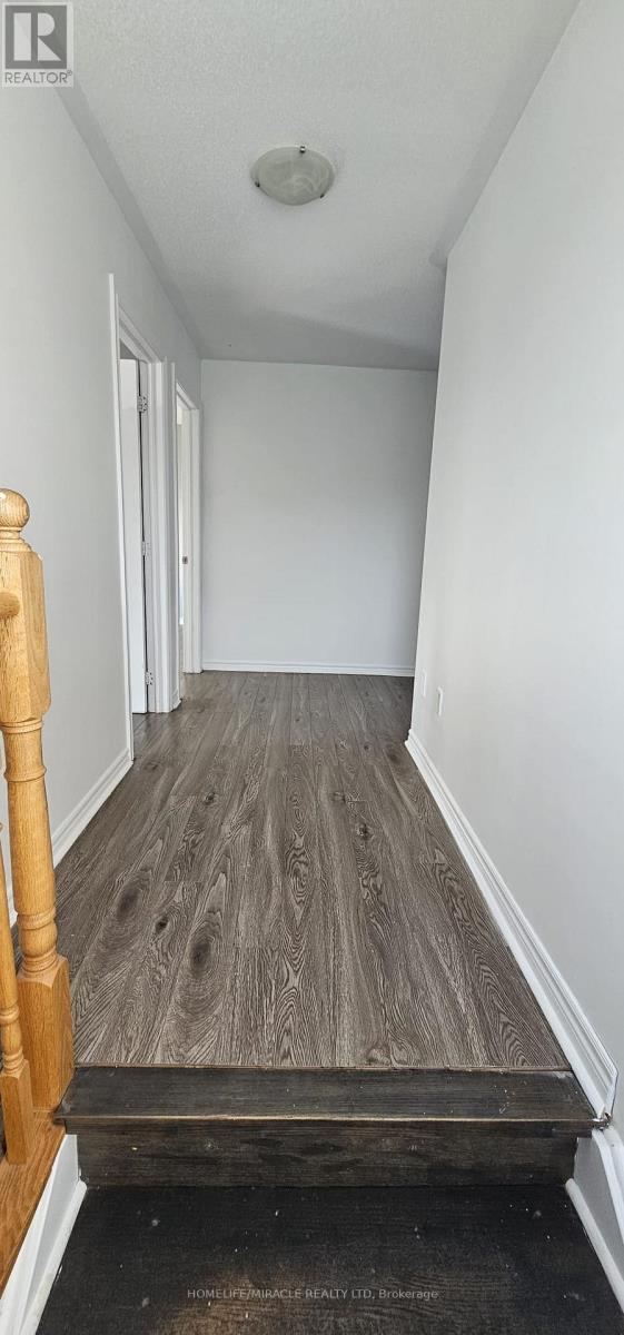 316 VANDUSEN AVENUE - 17