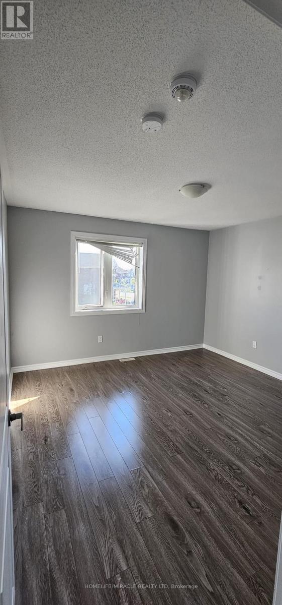 316 VANDUSEN AVENUE - 21