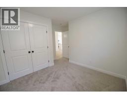 4pc Bathroom - 256 Greenwood Road, Coalhurst, AB T0L0V2 Photo 11