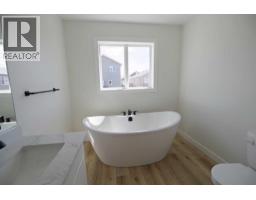 256 Greenwood Road, Coalhurst, AB T0L0V2 Photo 17