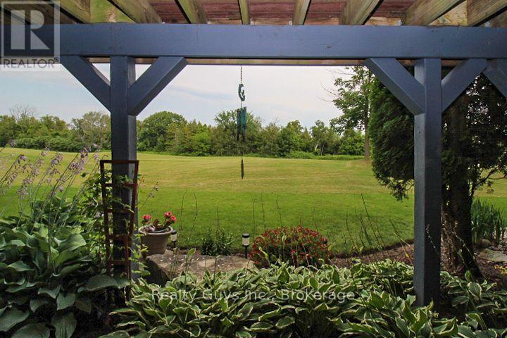 16 CRESCENT MOON LANE - Image 14