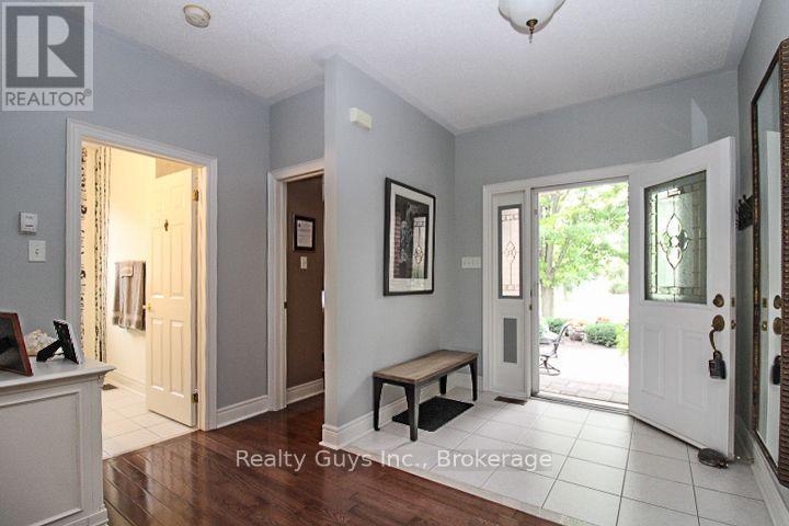 16 CRESCENT MOON LANE - Image 19