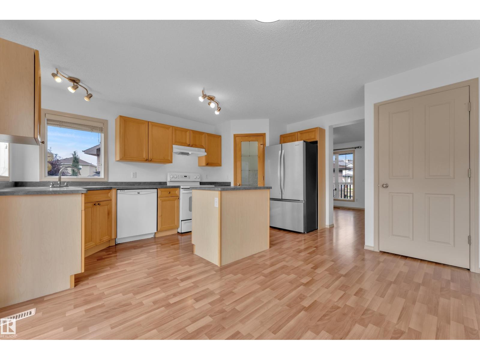 14031 136 ST NW - Image 16