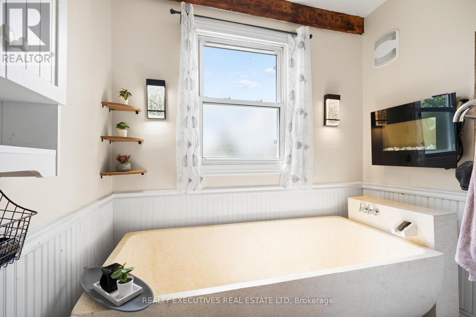 12689 RIVER ROAD - Image 13
