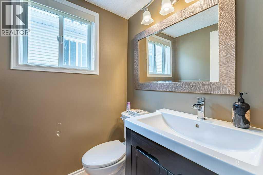 250 Mt Lorette Close Southeast - Photo 13