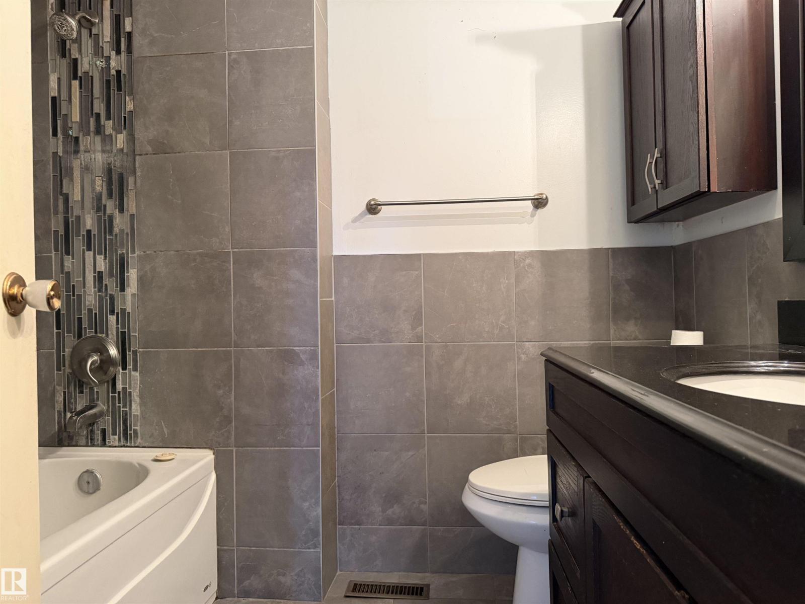 107 Mountain Ash Drive - Photo 14