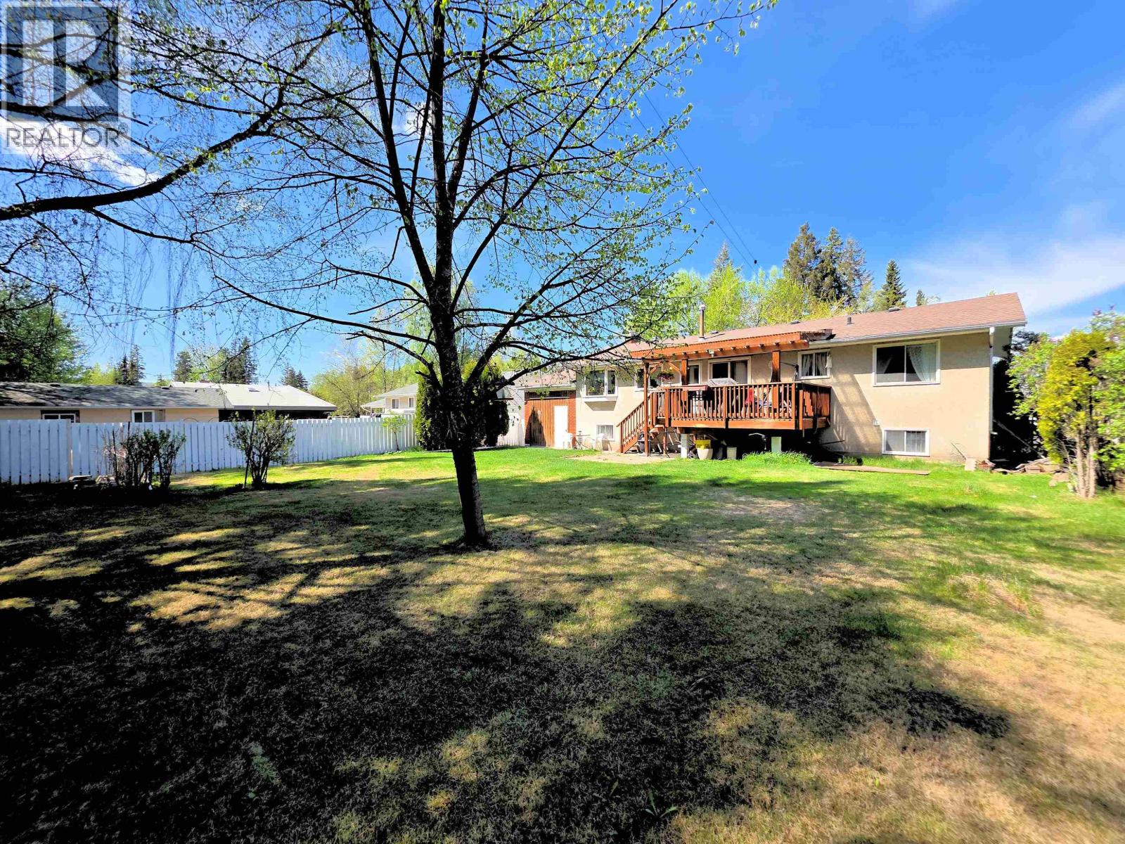 2697 ABBOTT CRESCENT - 30