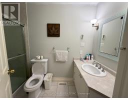 Den - 228 Hollywood Avenue, Toronto, ON M2N3K6 Photo 9