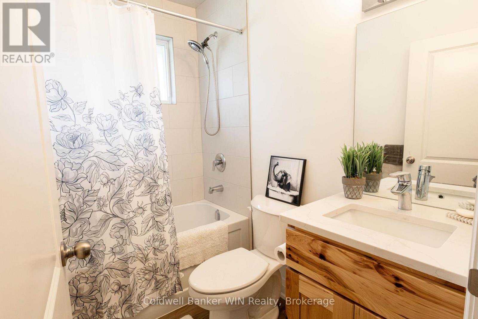 278 QUEEN STREET S - Image 14