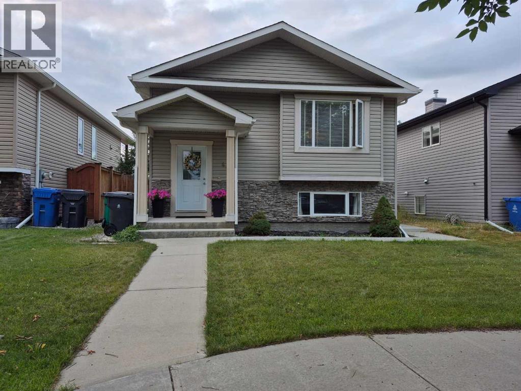 Property for sale at 45 Sunridge Boulevard W