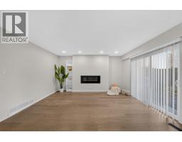 8580 Dakota Place, Richmond, BC V7C4Y6 Photo 12
