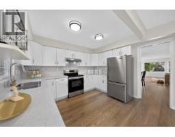 8580 Dakota Place, Richmond, BC V7C4Y6 Photo 9