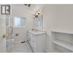 8580 Dakota Place, Richmond, BC V7C4Y6 Photo 19