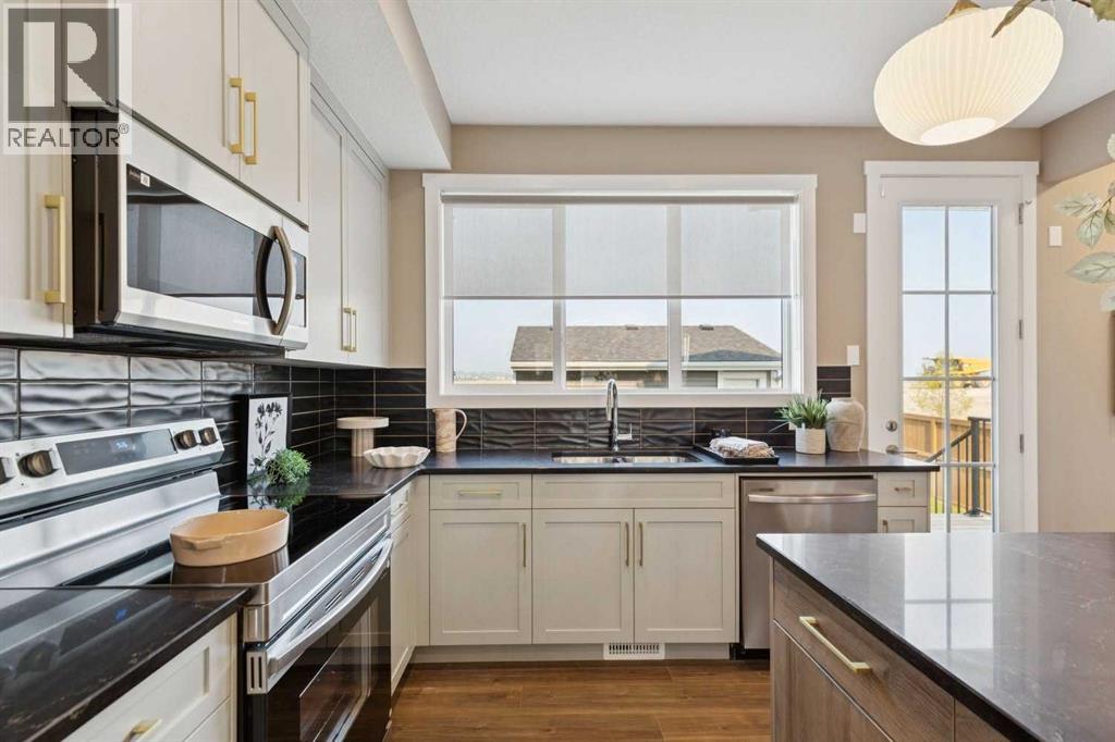 147 Ambleridge Street NW - 9