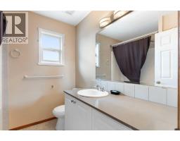 25 Hillview Road, Strathmore, AB T1P1S7 Photo 24