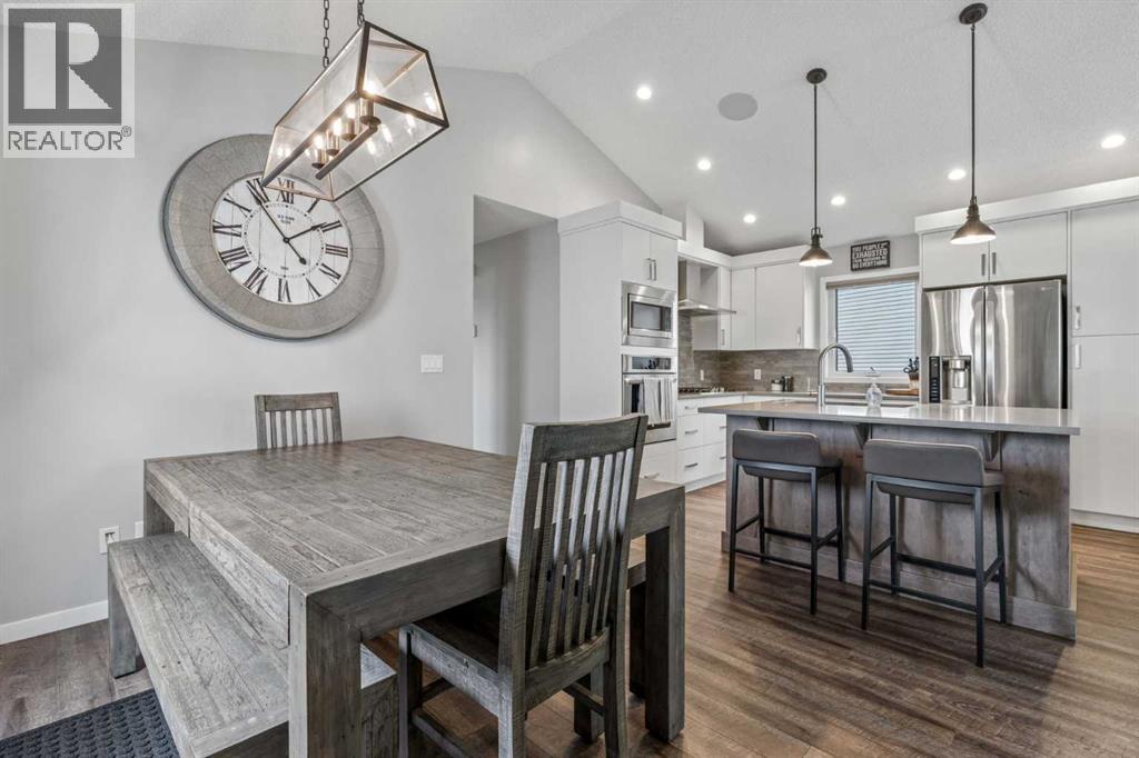 230 Mt Lorette Place Southeast - Photo 11