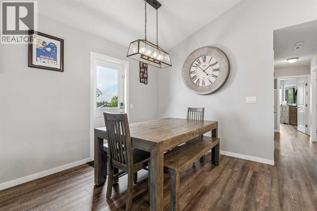 230 Mt Lorette Place Southeast - Photo 8