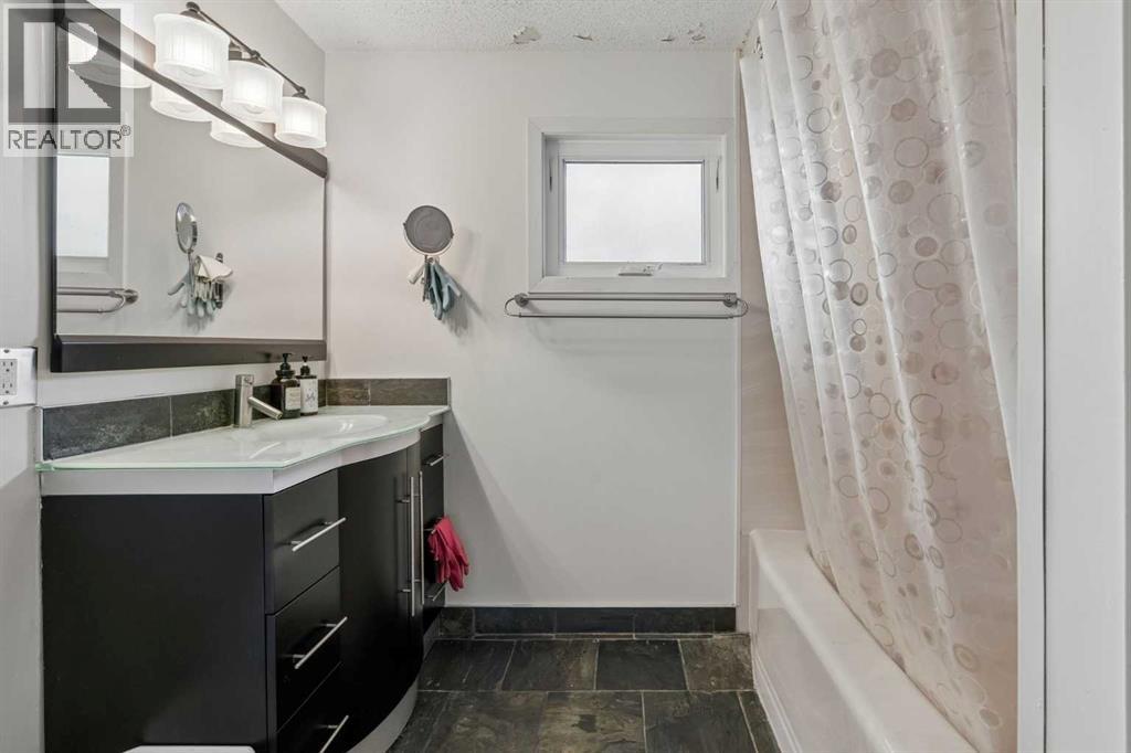 1011 Canterbury Drive Southwest - Photo 22