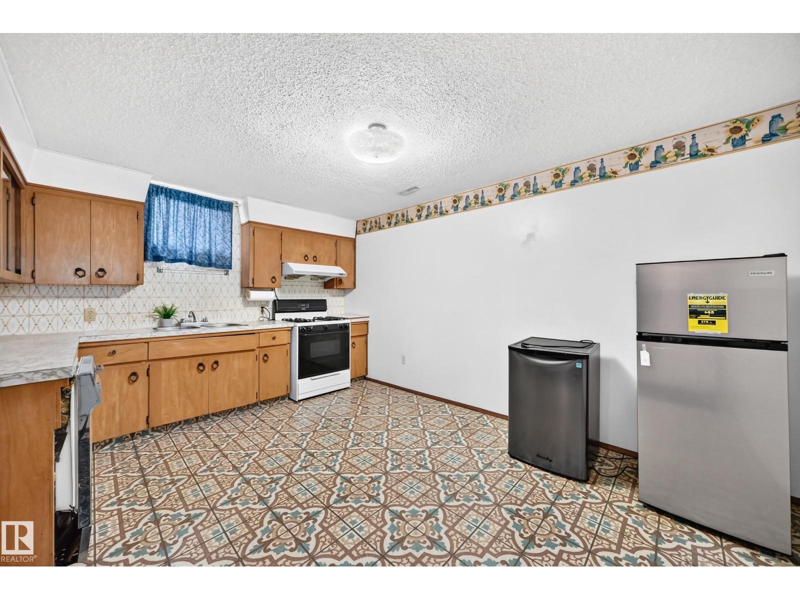 15020 88 ST NW - Image 41