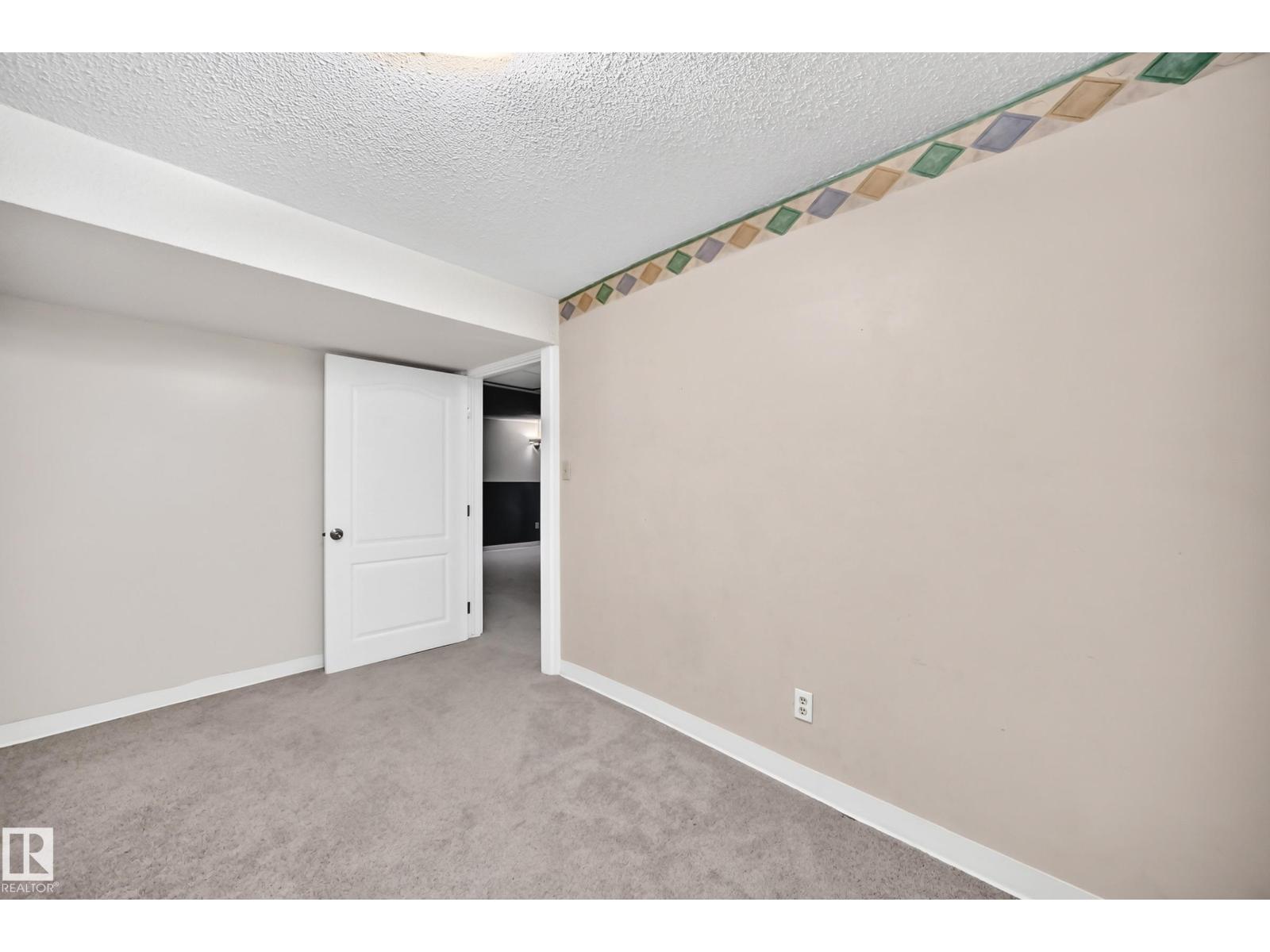 15020 88 ST NW - Image 45