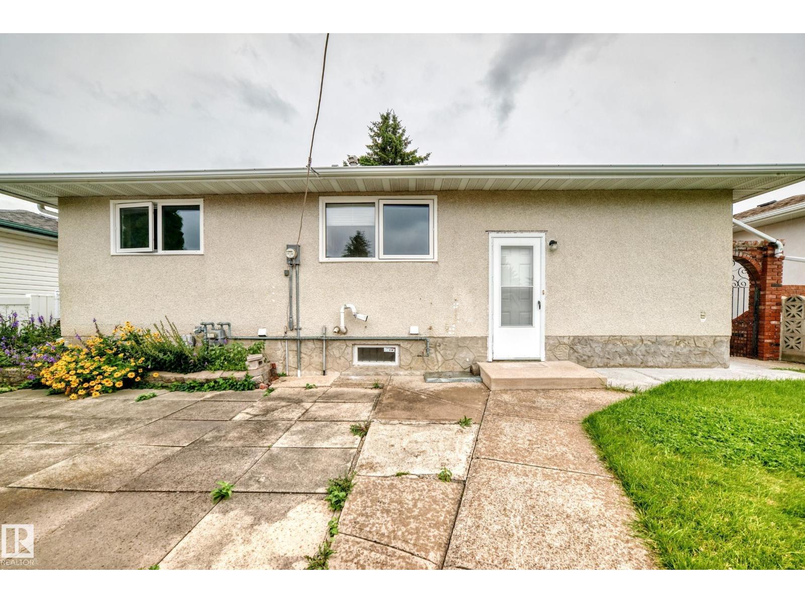 15020 88 ST NW - Image 55